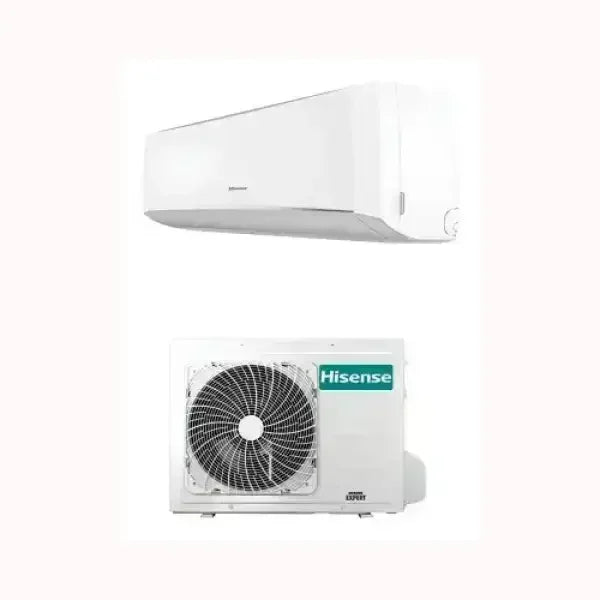 Condizionatore Hisense bianco con unità interna a parete e unità esterna con ventilatore