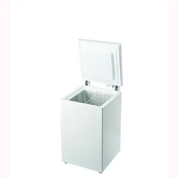 Congelatore a pozzetto INDESIT bianco con sportello superiore apribile e cestello estraibile, compatto per piccoli spazi