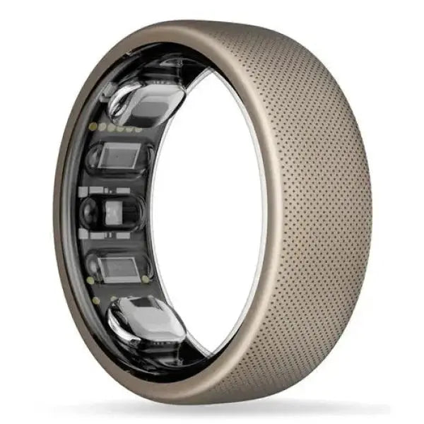 Anello Amazfit Helio Ring in oro con sensori per il monitoraggio della salute