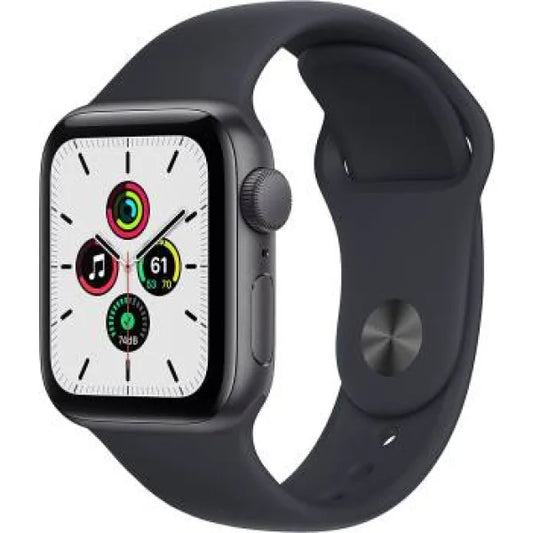 Apple Watch con cinturino nero e quadrante bianco che mostra app di attività e musica