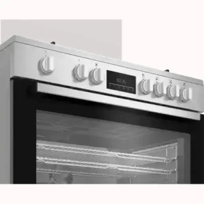 Forno BEKO da incasso in acciaio inox con manopole di controllo e display digitale