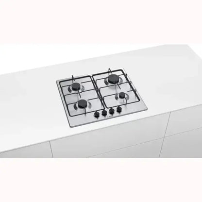 Piano cottura Bosch BOSCH PGP6B5B86 in acciaio inox con 4 fuochi e manopole frontali
