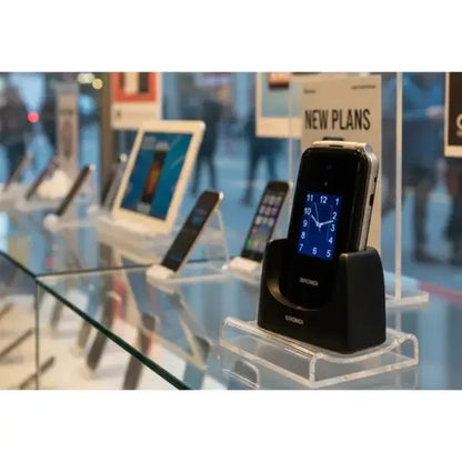 Brondi Amico Supervoice, cellulare per anziani con grande display e tasti facilitati, in esposizione in negozio