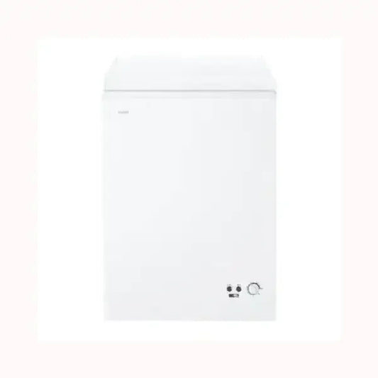 Congelatore verticale bianco Candy con controllo termostatico e design compatto