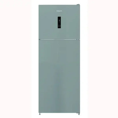 Frigorifero Hotpoint grigio con doppia porta e pannello di controllo digitale frontale