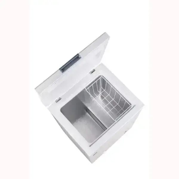 Hisense congelatore a pozzetto bianco con cestello interno e coperchio apribile