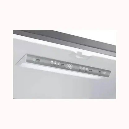 Pannello di controllo digitale interno del frigorifero HISENSE con display a LED e funzioni multiple