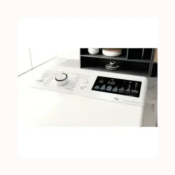Pannello di controllo lavatrice Hotpoint bianco con display digitale e selettore programmi