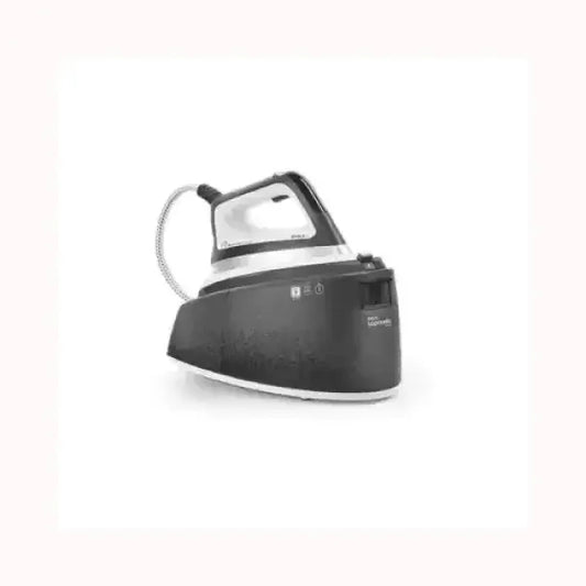Ferro da stiro Polti con base nera e manico ergonomico per stiratura efficiente