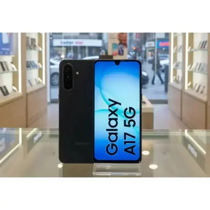Smartphone Samsung Galaxy A17 5G con display ampio e design elegante, ideale per la navigazione e le foto