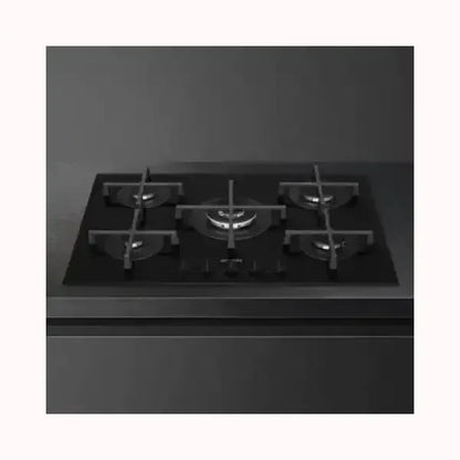 Piano cottura SMEG nero con cinque fuochi e griglie in ghisa per cucina moderna