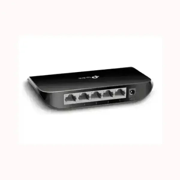 Switch Ethernet TPLINK nero compatto a 4 porte con alimentazione esterna per rete LAN domestica o ufficio