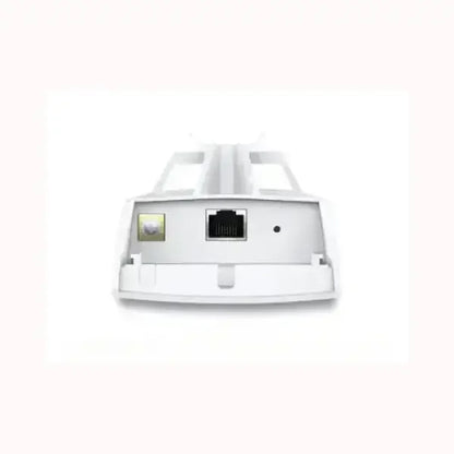 Access point TPLINK bianco vista posteriore con porta Ethernet RJ45 e connettore di alimentazione per rete wireless aziendale
