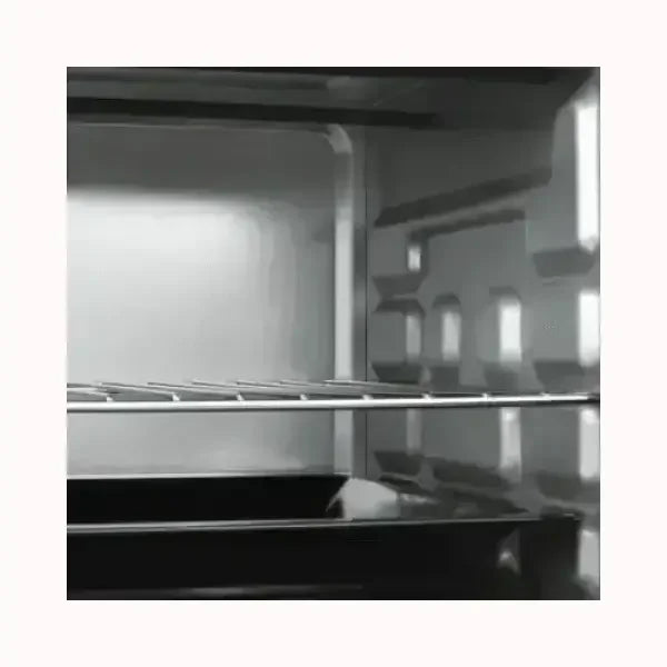 Interno del fornetto Princess con griglia e teglia in acciaio per cottura efficiente TRISTAR