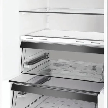 Interno di frigorifero Whirlpool con cassetti trasparenti per conservazione fresca degli alimenti